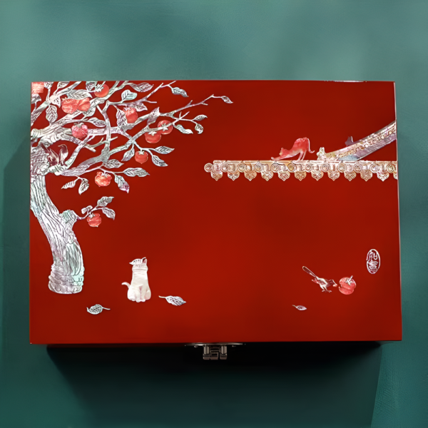 Charming Palace Cat Lacquer Mother-of-Pearl Inlay Jewelry Box
